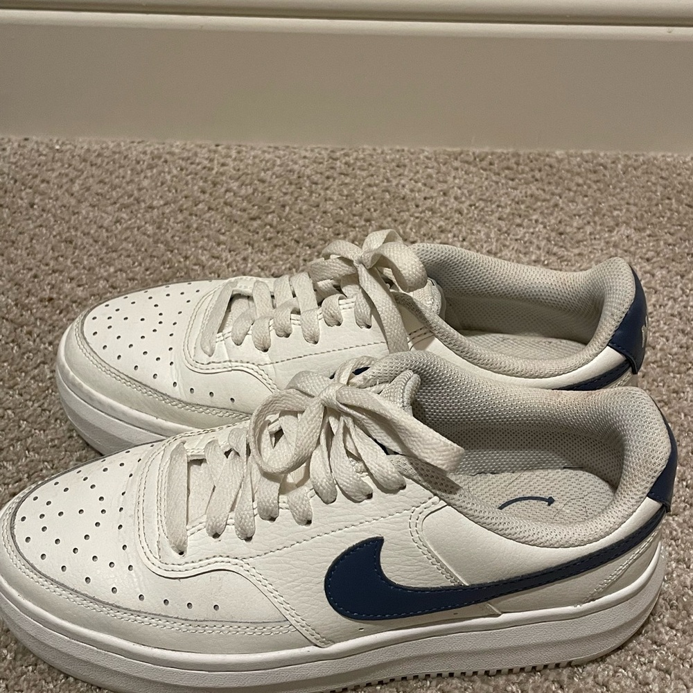 Nike White and Navy Sneakers